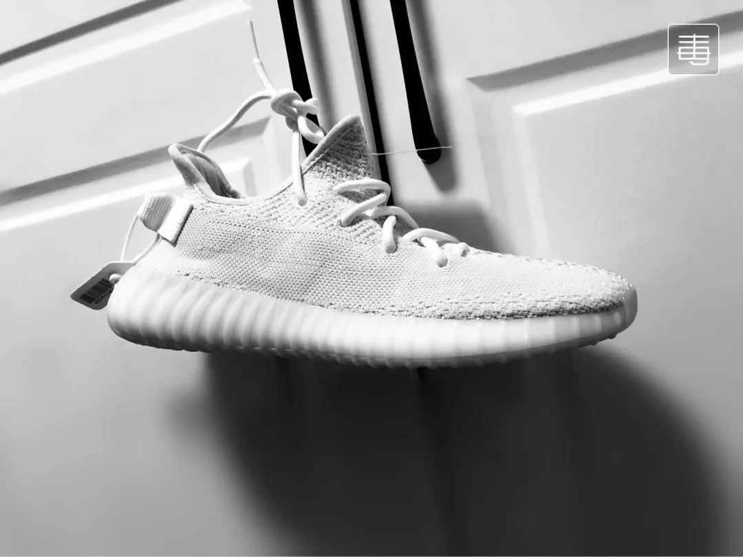 直男拍照拍鞋技巧,拍鞋怎么拍出高级感男生上脚