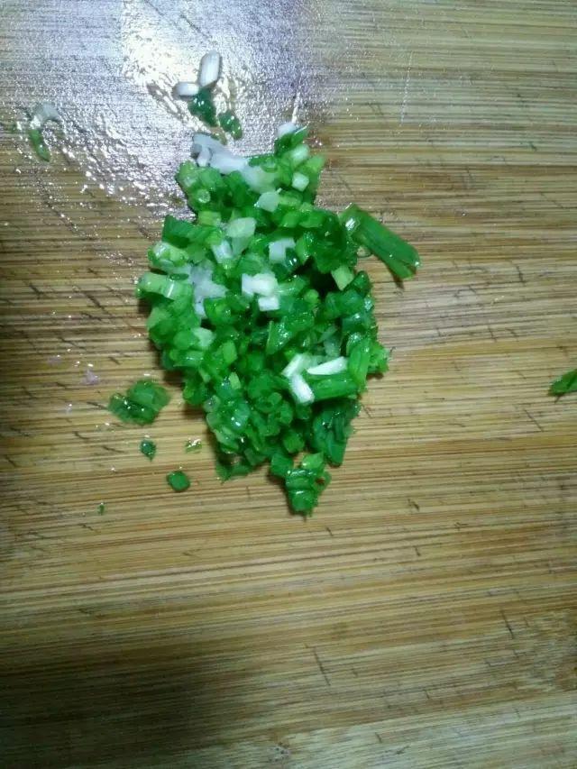 土豆丝怎么简单切,土豆丝怎么切丝家常