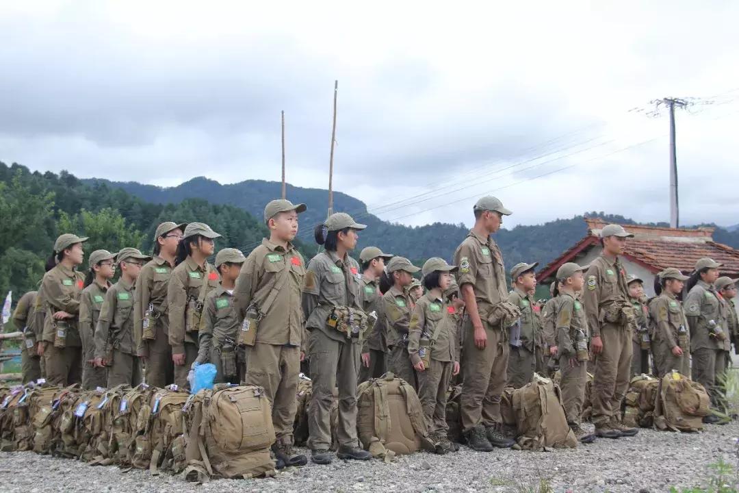 吹响欢乐集结号,吹响集结号奏响主旋律