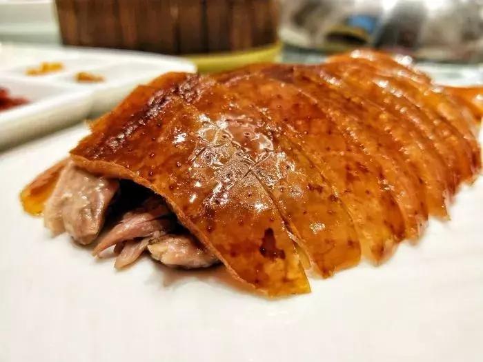 长春哪里可以买到正宗烤鸭,长春去哪吃烤鸭