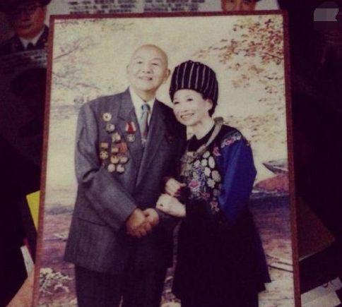 傅恒晒200万手表被群嘲真正的贵族少爷如何晒富有？