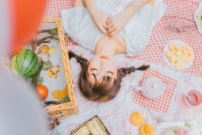 今年流行的高马尾辫发型,马尾辫最新款发型