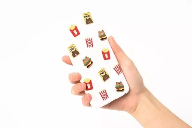 linefriends布朗熊,linefriends与什么牌子联名