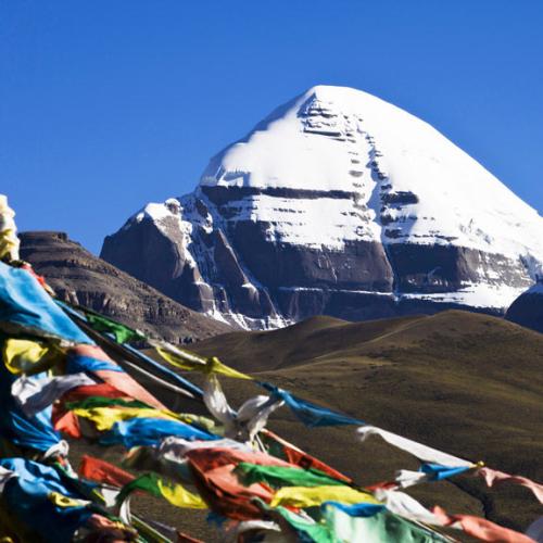 “我爱家乡”类优秀范文（共五篇）之一：我爱家乡的山