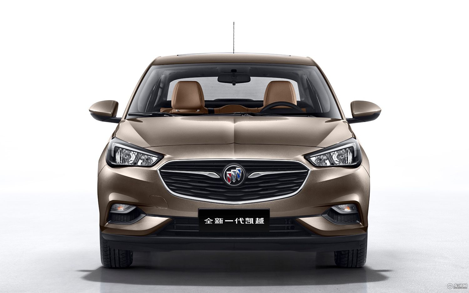 别克凯越参数对比桑塔纳,凯越重出江湖第一件事