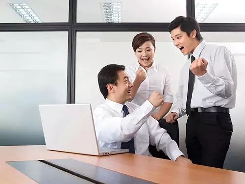 自我评价这样写更容易打动hr,简历中的自我评价到底要不要写