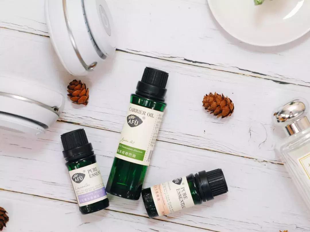 精油治痘痘,痘痘肌适合什么精油