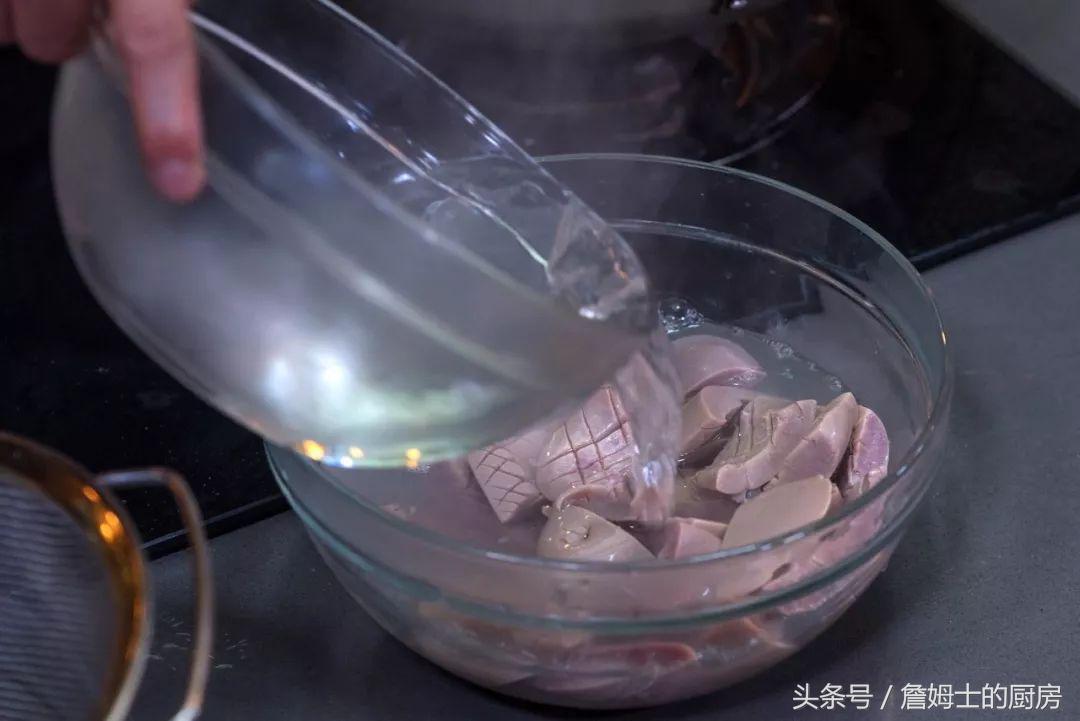 吃过这样的猪腰,会让你质疑你之前吃的都不是猪腰……|麻油猪腰