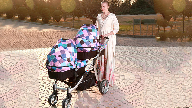 双胞胎推车注意什么,家有双胞胎买什么车