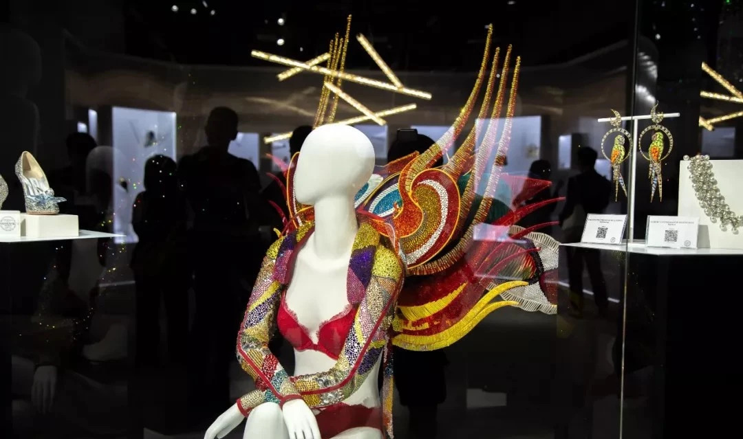 施华洛世奇绝版天使翅膀,施华洛世奇翅膀