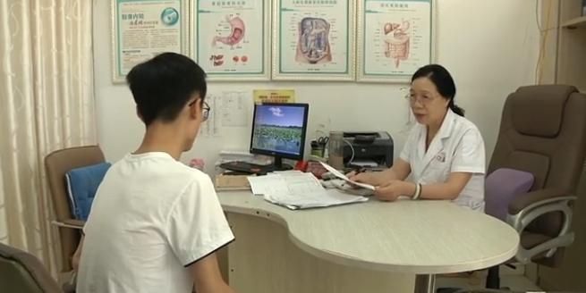 李子好吃但有一点酸,李子好吃为什么不能多吃