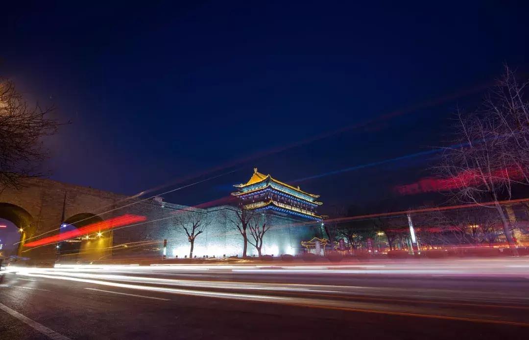 工资3000，还贷5000，西安年轻人的夜晚很心酸……