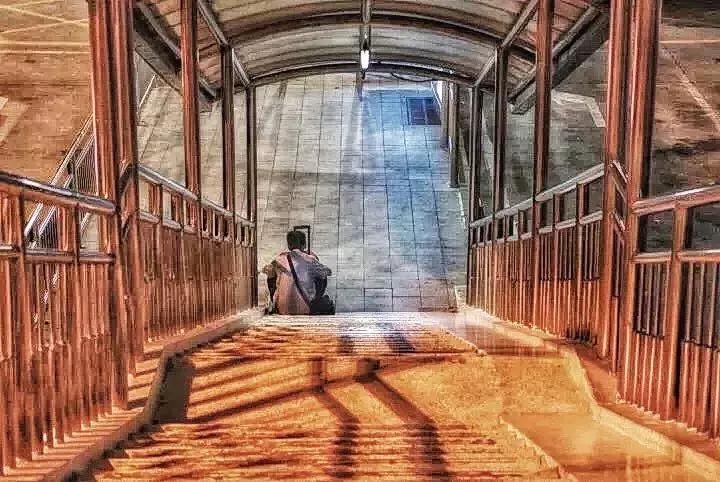 工资3000，还贷5000，西安年轻人的夜晚很心酸……