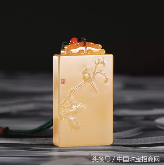 和田玉越戴棉絮越干,和田玉能不能越戴越透