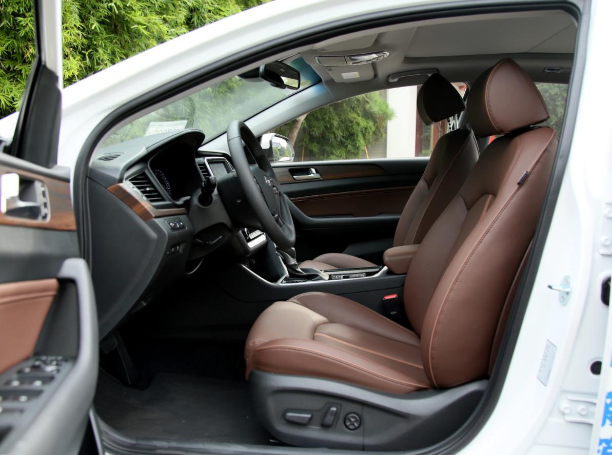 16款现代索纳塔91.6t试驾,16年1.6t索纳塔9推荐购买吗