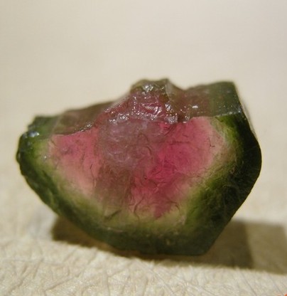 注胶的南红可以检测出来么,南红注胶对身体有什么危害