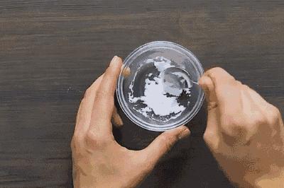 油渍墨水渍怎么洗,油渍滴衣服上了怎么洗