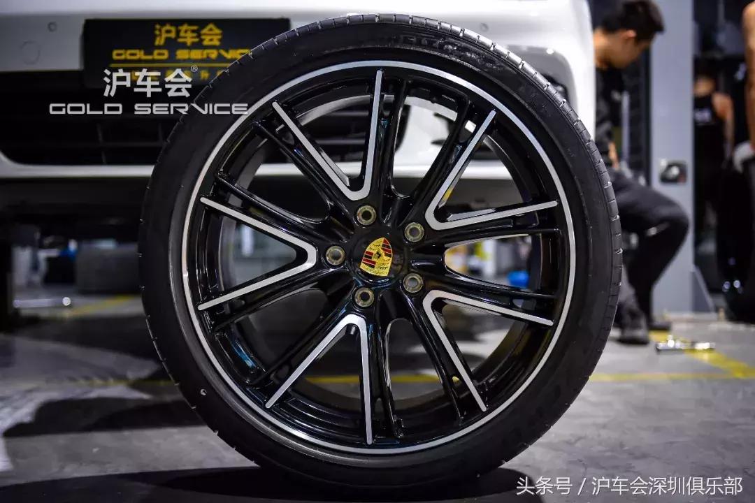 保时捷帕拉梅拉轮毂盖选配多少钱,保时捷帕拉梅拉后背盖车衣