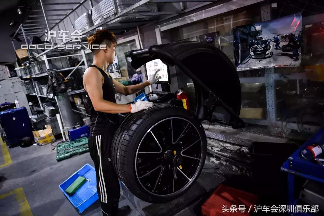 保时捷帕拉梅拉轮毂盖选配多少钱,保时捷帕拉梅拉后背盖车衣