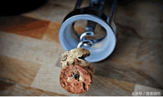 红酒开到一半断塞了怎么办，红酒断塞补救方法