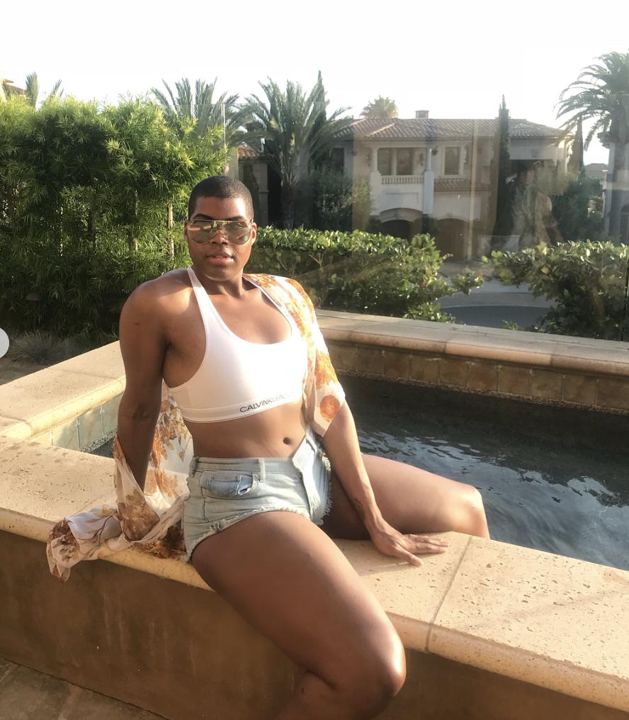 约翰逊魔术师儿子照片,魔术师约翰逊儿子变装