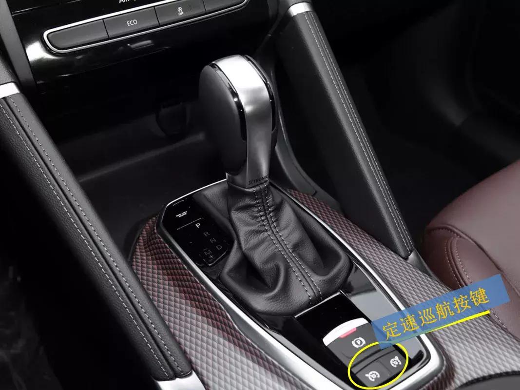 遇上这些车算你倒霉,别说是新手,老司机都不一定能找到开关按键