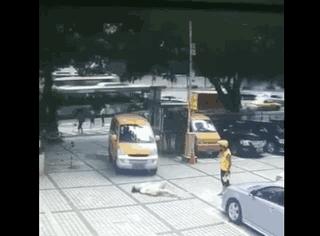 这表演技能，表演界绝对欠他一个奥斯卡