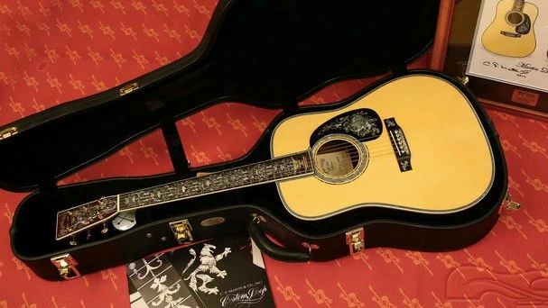 请问抛开经济因素，初学吉他可不可以买一把贵的琴？