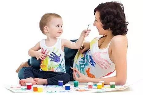 “长期玩水彩笔诱发白癜风的案例已经不止这一个了”