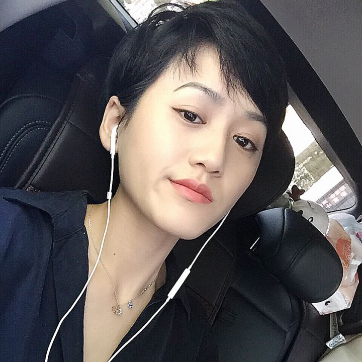 短发留发尴尬期40岁,短发怎么留长才不会尴尬