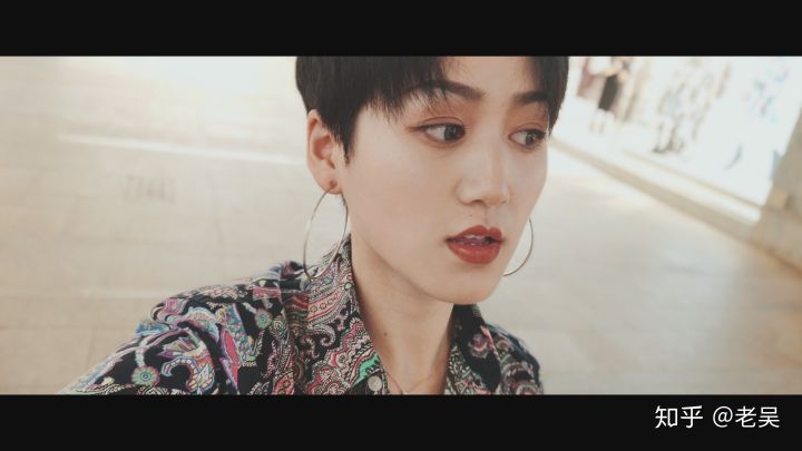 短发留发尴尬期40岁,短发怎么留长才不会尴尬