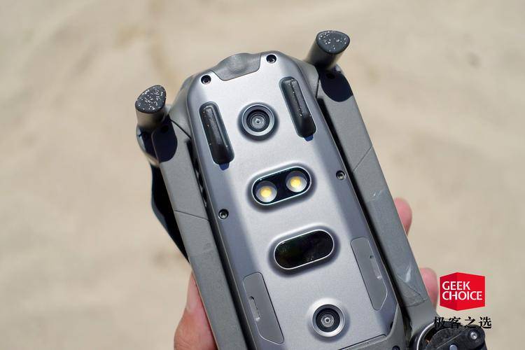 大疆「御」Mavic2体验：消费级无人机里最专业的相机