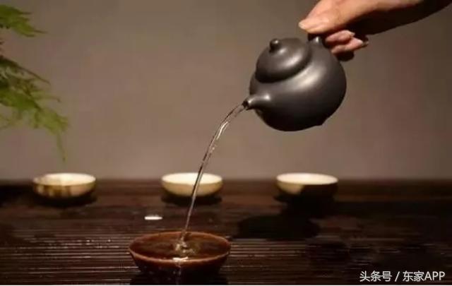 真正的紫砂壶怎么挑选的,如何挑选一把靠谱的紫砂壶