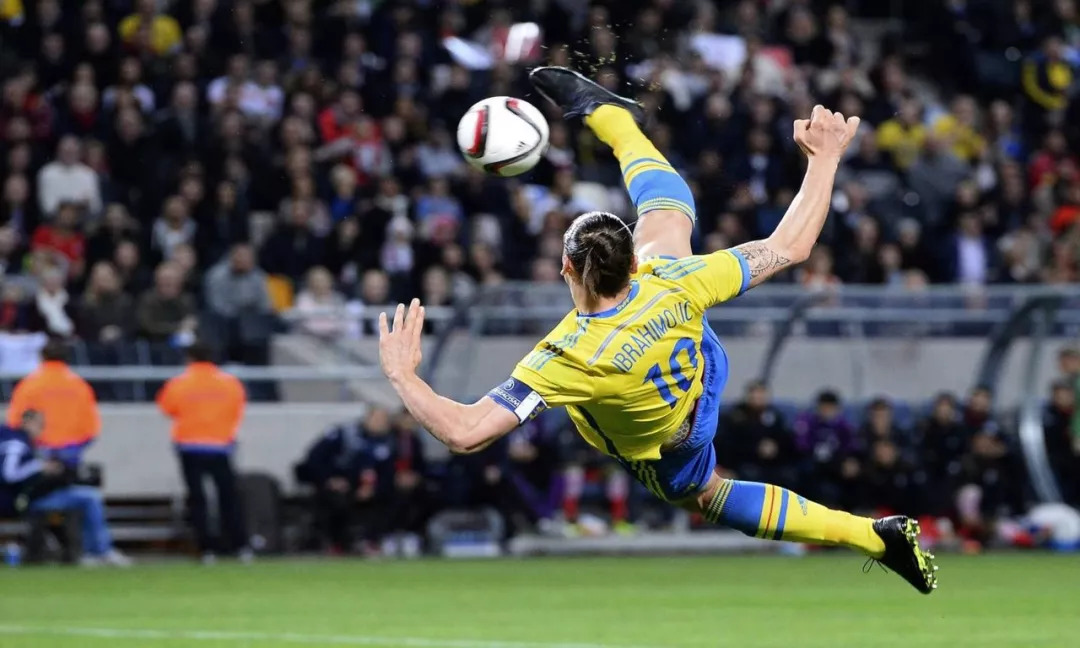 一次学会五个基础足球技巧,足球入门基础技战术讲解