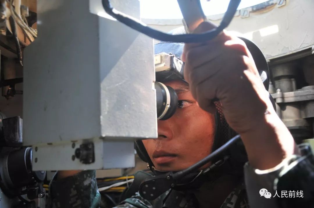 「热点」这个“猎人”不一般！搞侦察、开坦克、玩机降……啥都会