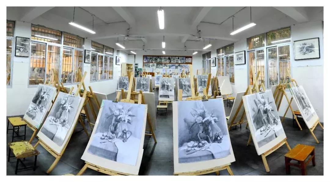 名校解码丨稳中求进，揭秘“非典型”名校福州四中~