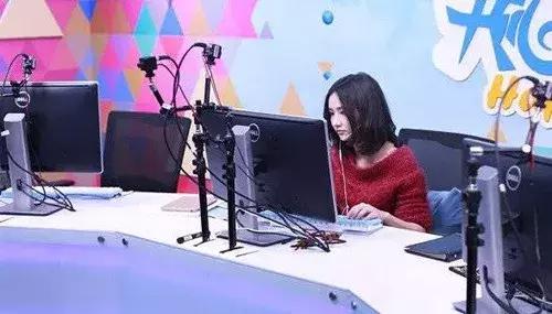 想靠电竞赚钱却不知电竞基础,组织电竞比赛是怎么赚钱的