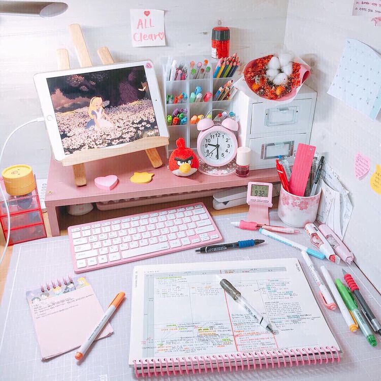 ins风书桌收纳,整理书桌ins风改造图片