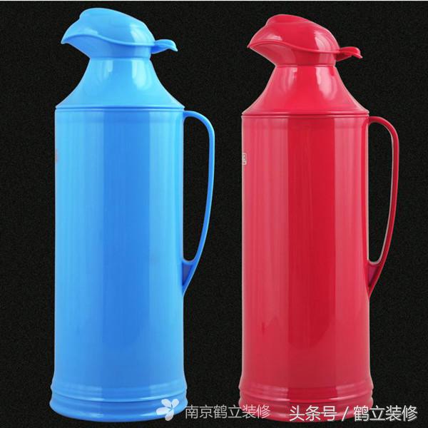 热水瓶装了凉水是不是就不保温了,用塑料瓶装热水会有什么问题吗