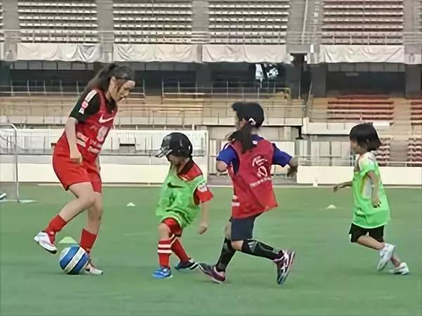 日本鼓励生育有多疯狂,日本鼓励生孩子政策