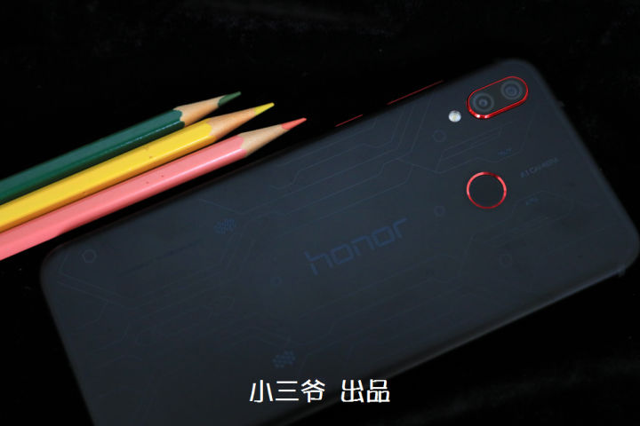 最新测评荣耀play,荣耀play首发游戏评测