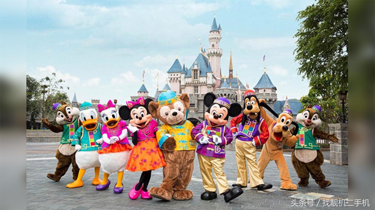 香港迪士尼和上海迪士尼,到底哪一个更好玩?