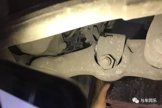 五菱宏光s车门有异响如何解决,五菱宏光s车门异响怎么回事