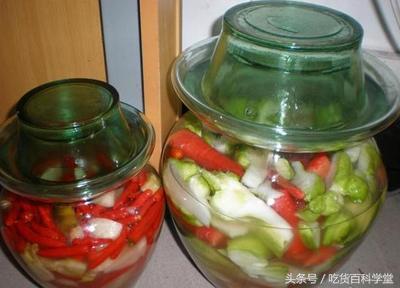 饭店大厨腌制泡菜的方法,泡菜怎么腌制才不会坏