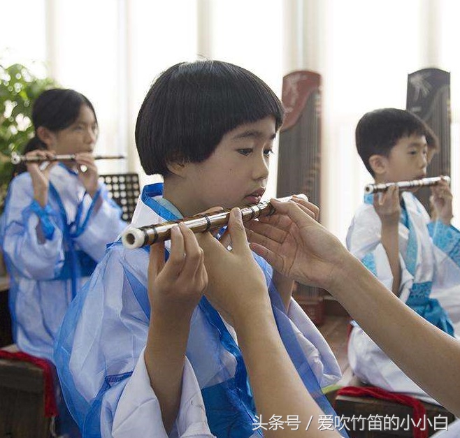 竹笛初学者用什么笛子,笛子初学者买什么笛子竖笛