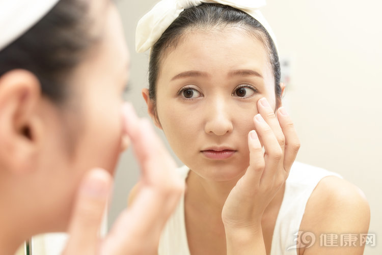 黑眼圈怎么消除女生,黑眼圈怎么快速消除女生