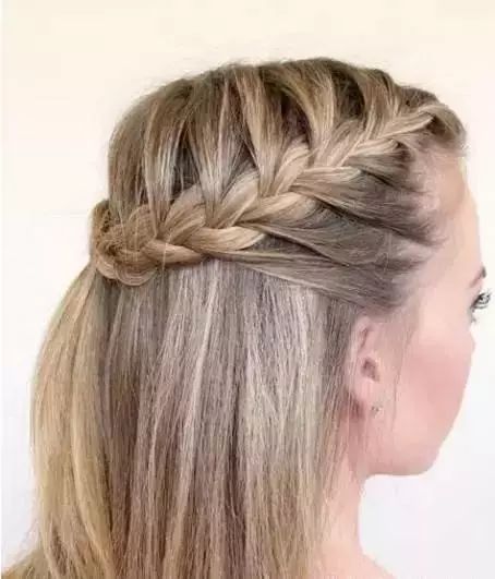 杨桃辫编发,杨桃辫怎么扎好看