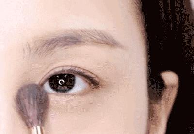 眼影画不好是什么原因,眼影画不好有多丑