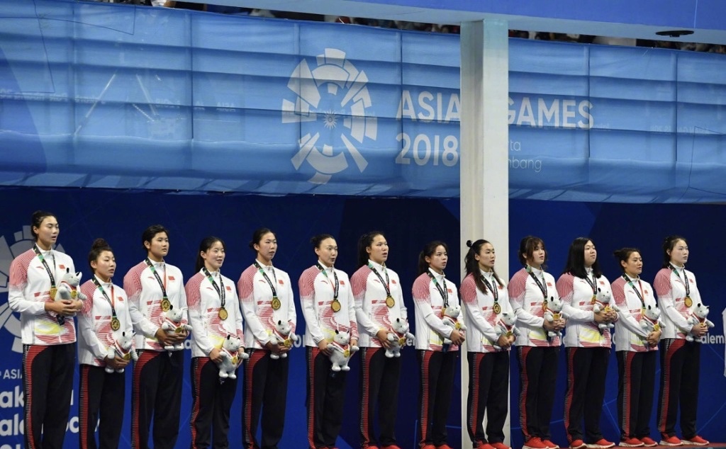 魏纪中出面调解中韩冲突！为中国队讨回公道，韩国教练仍不依不饶