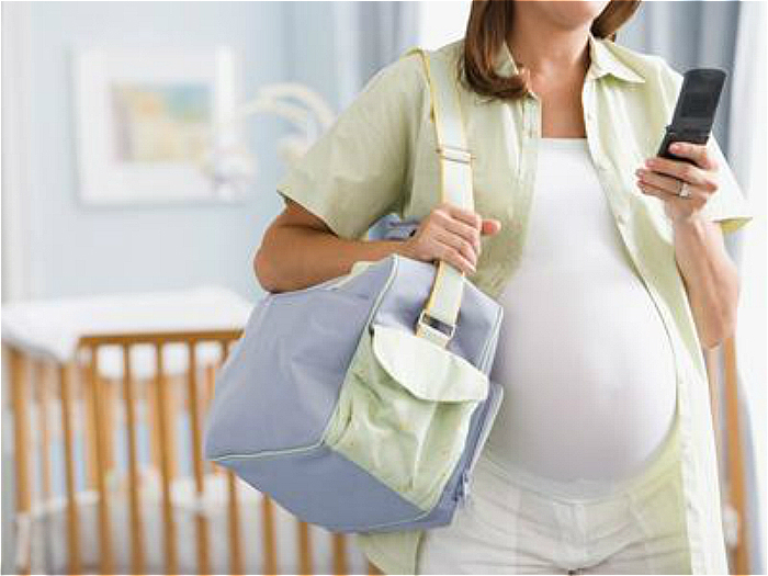 宝妈隆胸后母乳喂养,隆胸后母乳喂养还是奶粉喂养